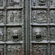 Drzwi Płockie – ludwisarskie dzieło z XII wieku